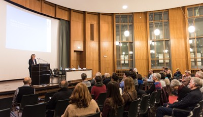 Begrüßung durch Prorektorin Riescher - small